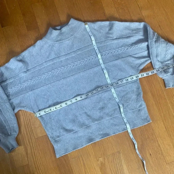 Elie Tahari Gray Mock Neck Sweater - Picture 15 of 15